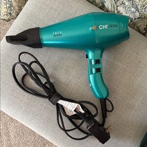CHI Tech 1875 Series Teal Hair Dryer